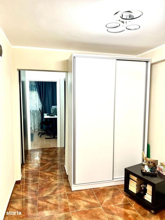 Tei:Apartament cu 4camere, luminos,la cativa pasi de lac si parcul Tei — fotografia 3