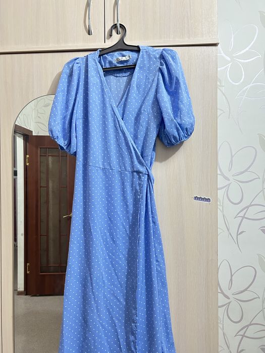 Продам платья не дорого