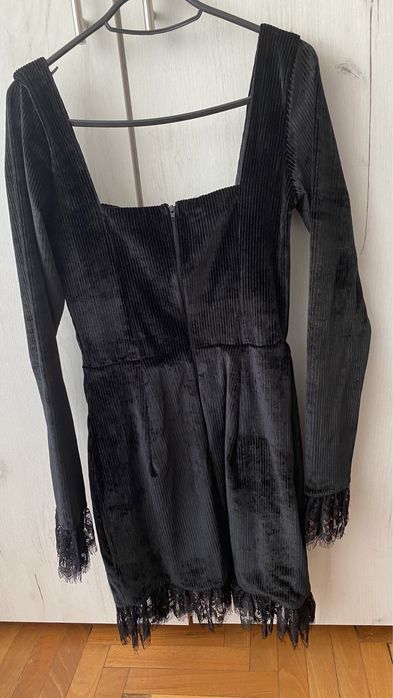 Rochie din catifea reiata