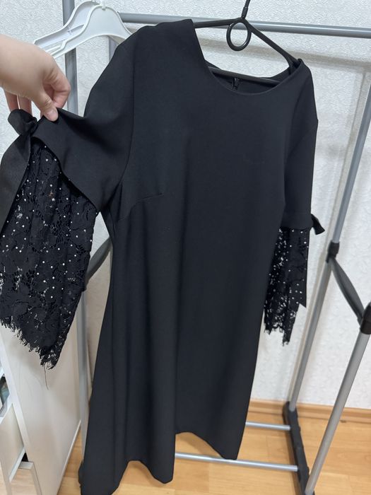 Женское вечернее платье