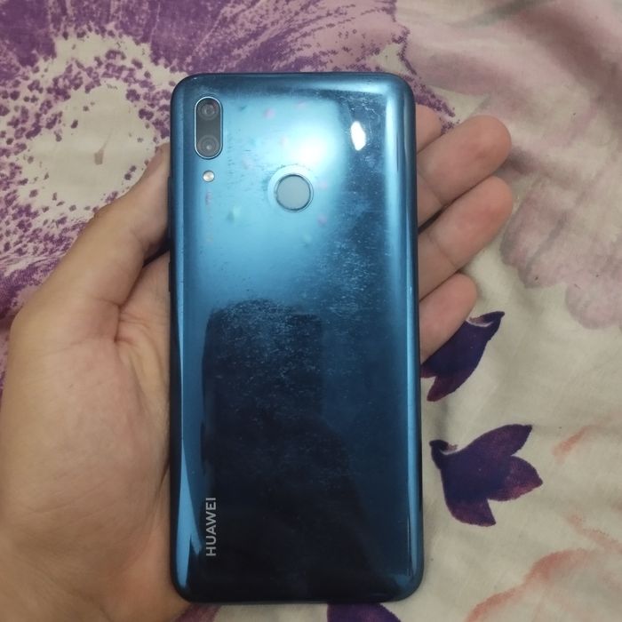 vând huawey display nefuncțional