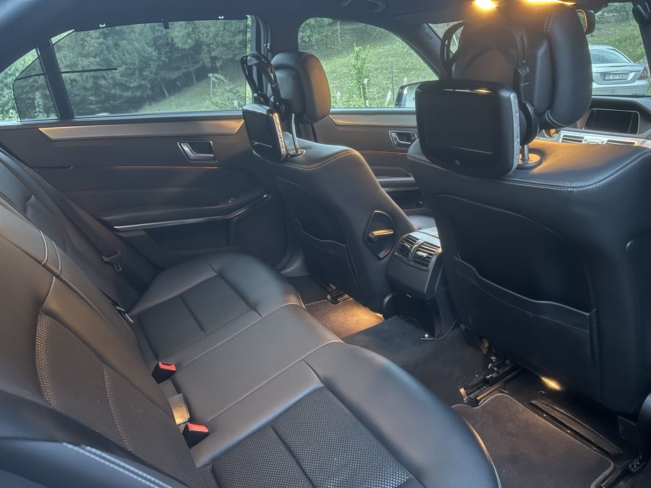 Mercedes E200 impecabil recent adus