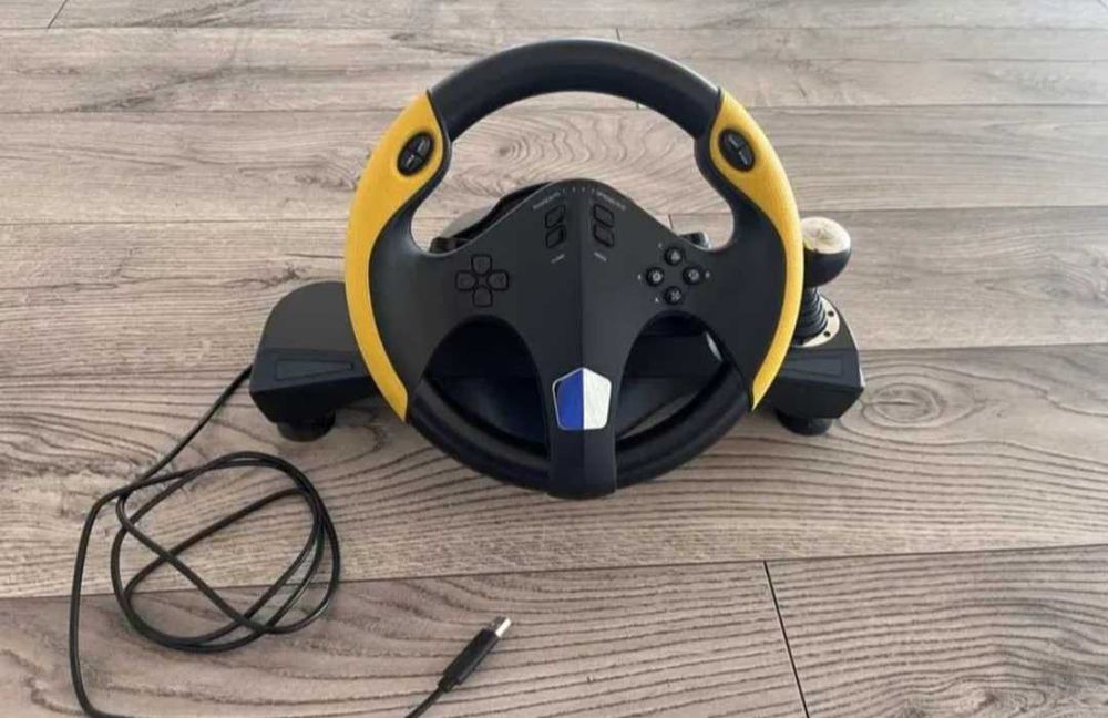 Vând volan PS 3/ PS4 nou în cutie