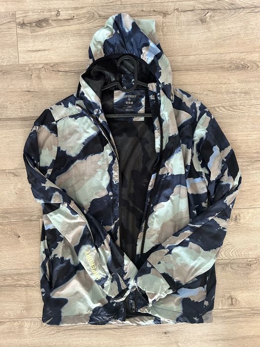 Geaca de vant , windbreaker superdry L