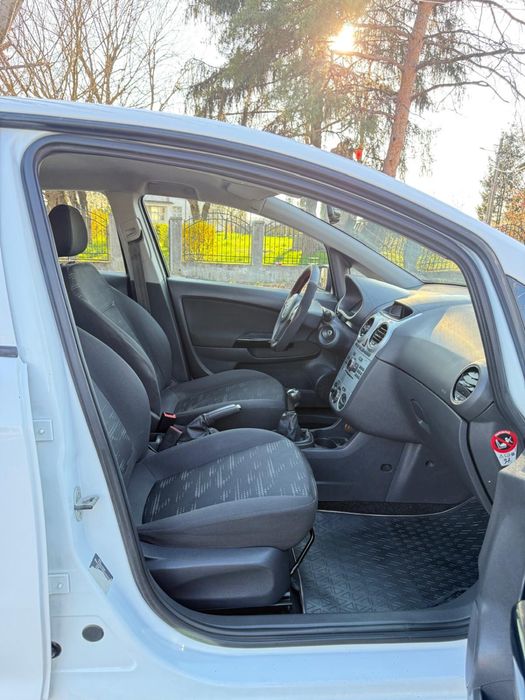 Opel Corsa 2014 1.3 Diesel  consum foarte mic