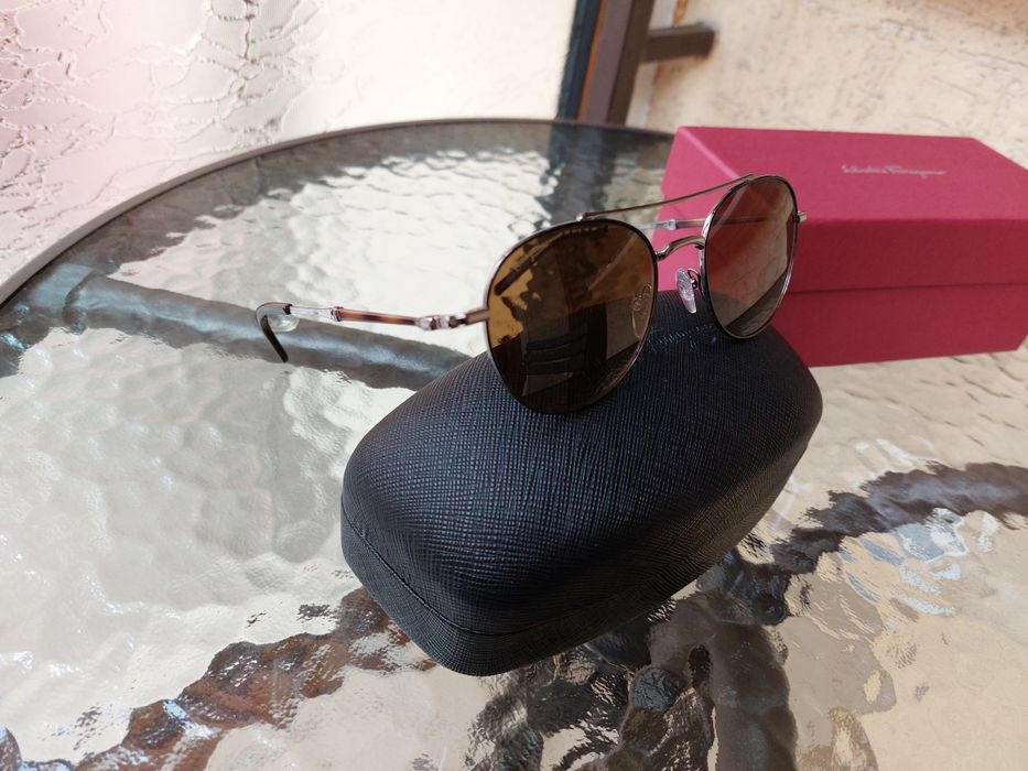 Salvatore Ferragamo; Ana Hickmann-слънчеви очила