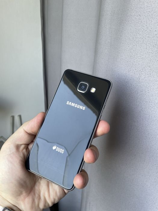 Смартфон Samsung Galaxy A5 (2016), 16гб