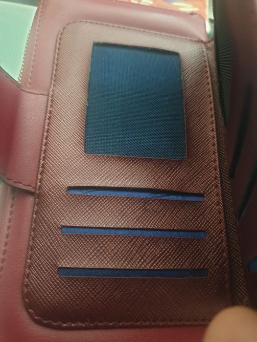 Дамско портмоне Polo-червено.