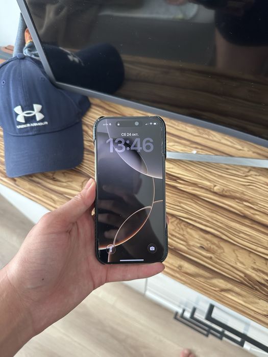 Iphone 16 pro срочно продается