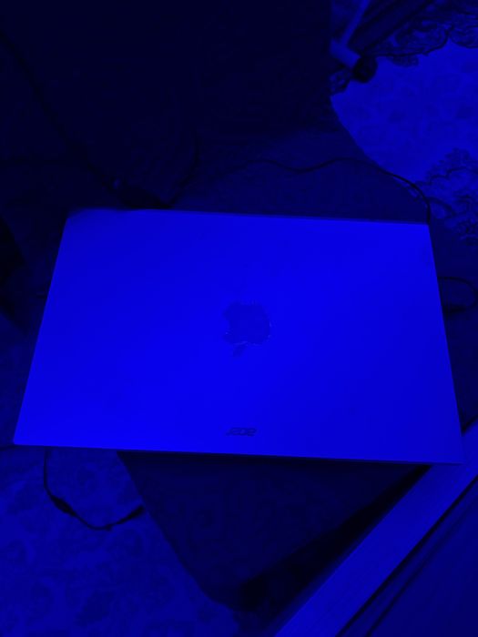 Acer Aspire 3 holati yangi