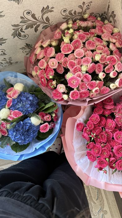 букеты из свежих цветов