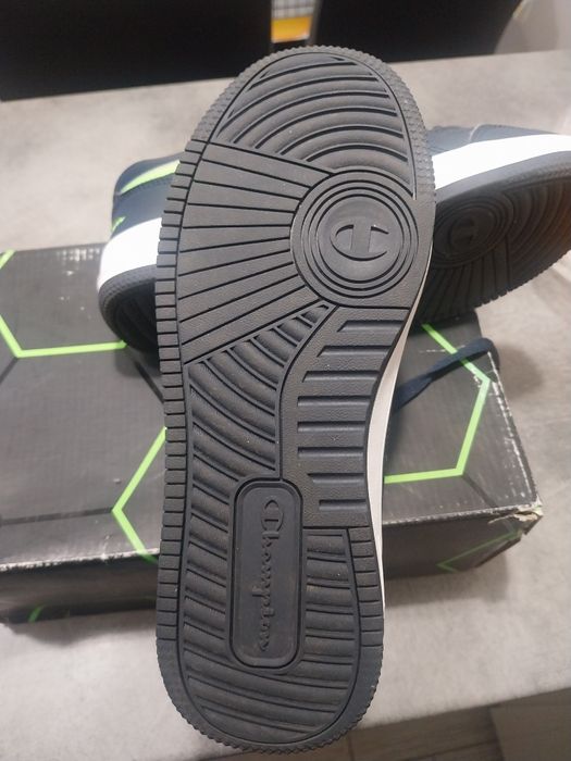 Маратонки Champion