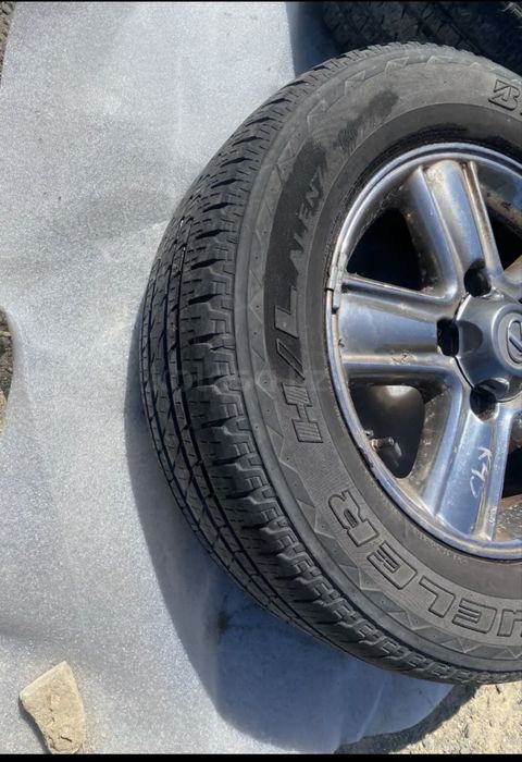 Диски и шинами оригинальные