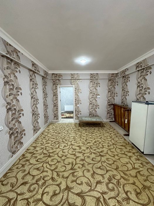 Eco shaxarda 2 xonalik uy sotiladi