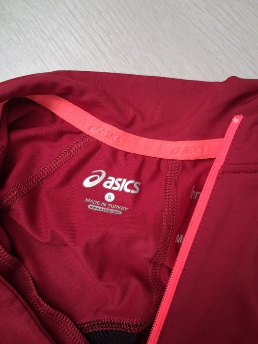 Vând tricou de Compresie Acsis mărimea S  Dama
