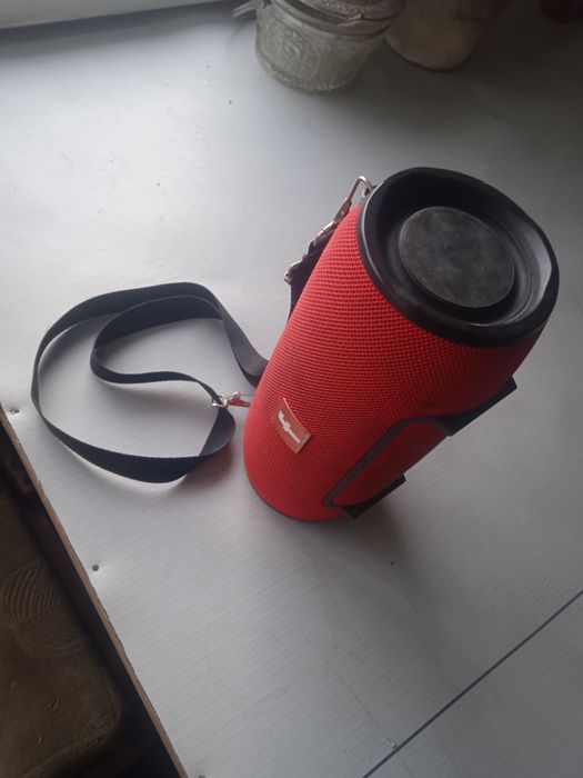 Продам колонку Громкую