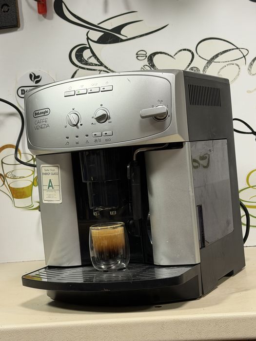 Кафемашина кафе автомат delonghi caffe Venezia с гаранция