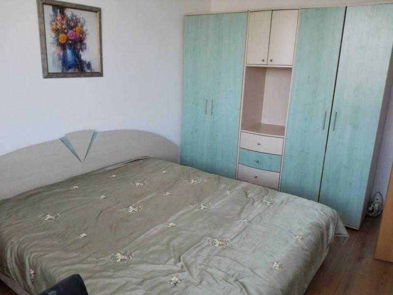 Двустаен апартамент във Възраждане