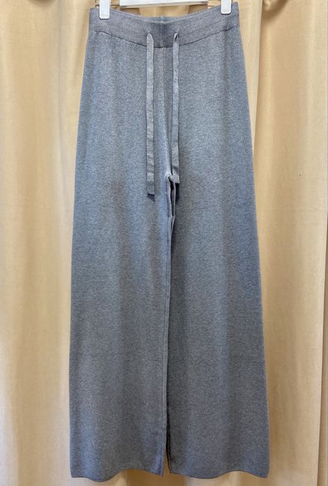 Продам брюки трикотажные