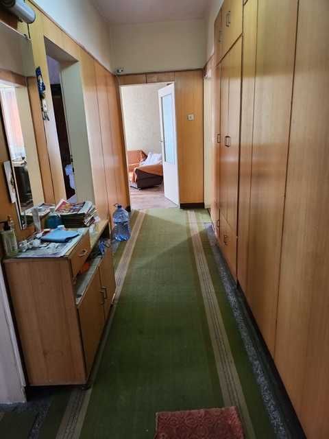 Продава се Четиристаен апартамент в Търговище, Център - 120 кв.м за 934 €/кв.м - Снимка #4