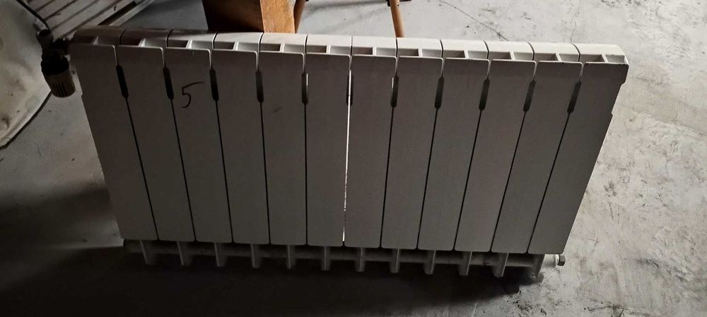 Продавам алуминиеви радиатори за парно - запазени