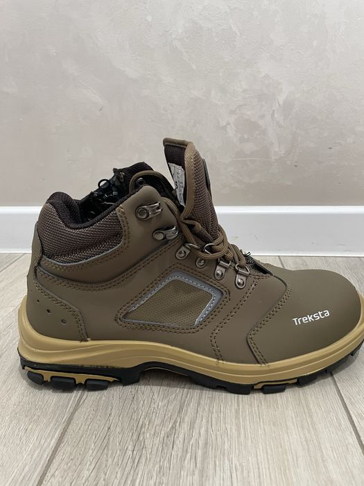 Продам ботинки демисезон