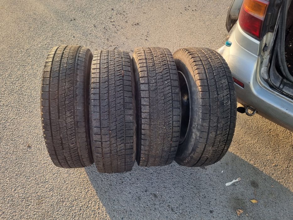 Шины с дисками  (колёса в сборе)