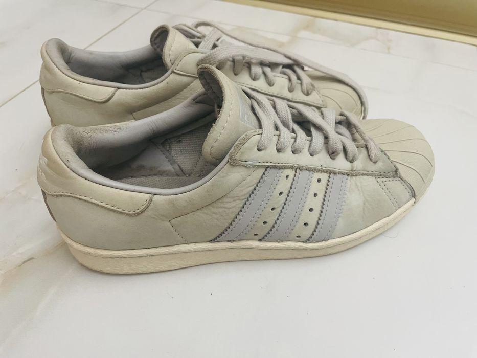 Adidas Superstar сатылады