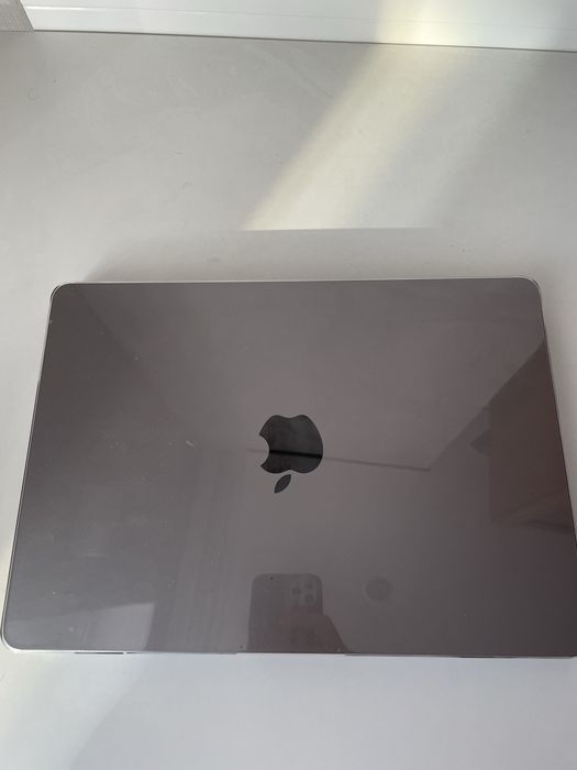 Macbook Air M2 2022