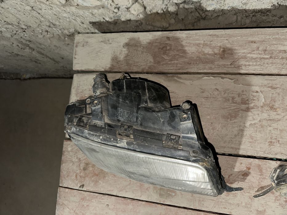 Фары передние оригинал ауди с4