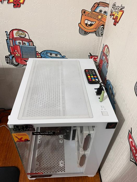 Компьютер игровой в комплекте