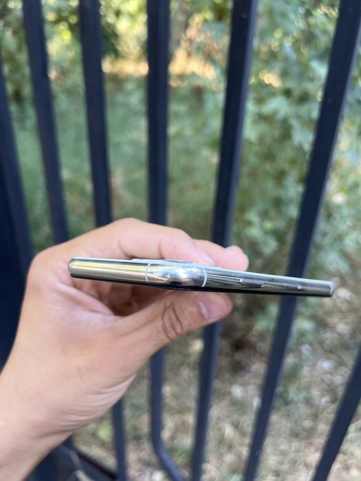 Iphone 11 pro    .