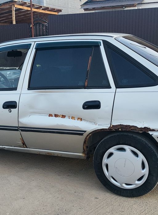 Продам машину Deawoo Nexia