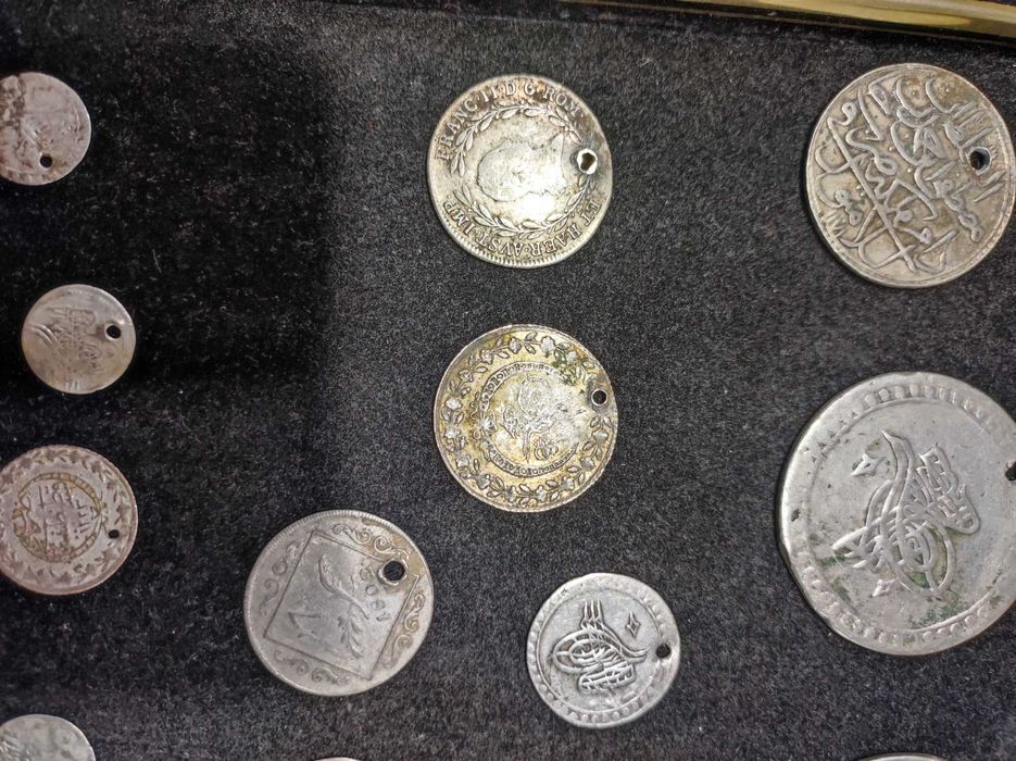 Сребърни монети 24. броя