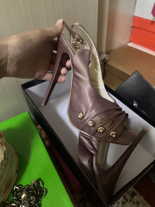 Женские туфли !!