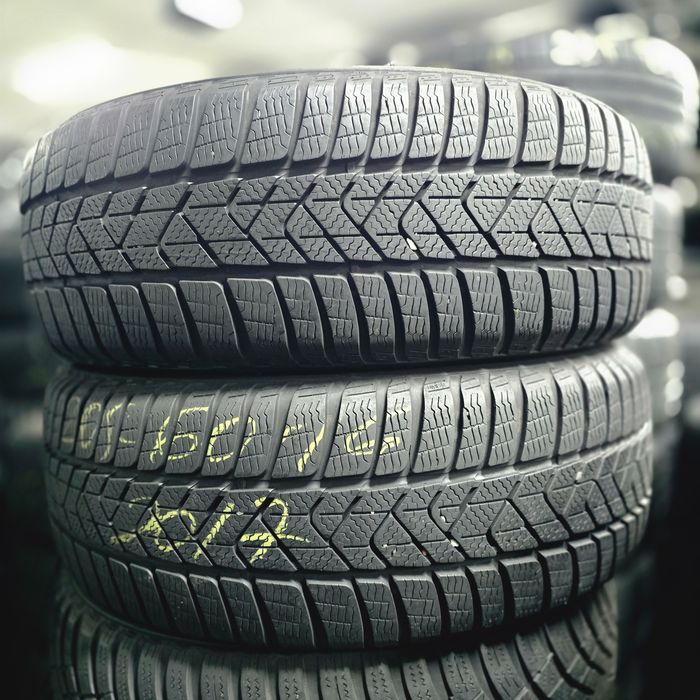 2x 205/60/16 M+S PIRELLI Stare excelentă
