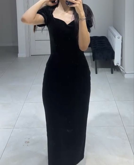 Продам черное платье