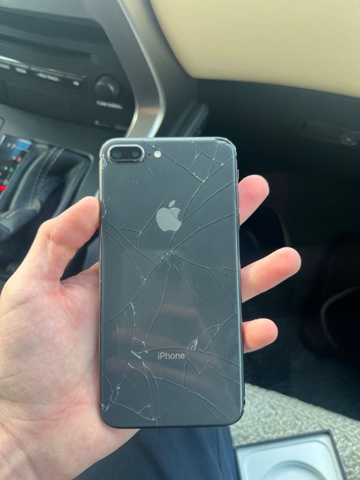 Айфон 8+ 64 гб состояние норм