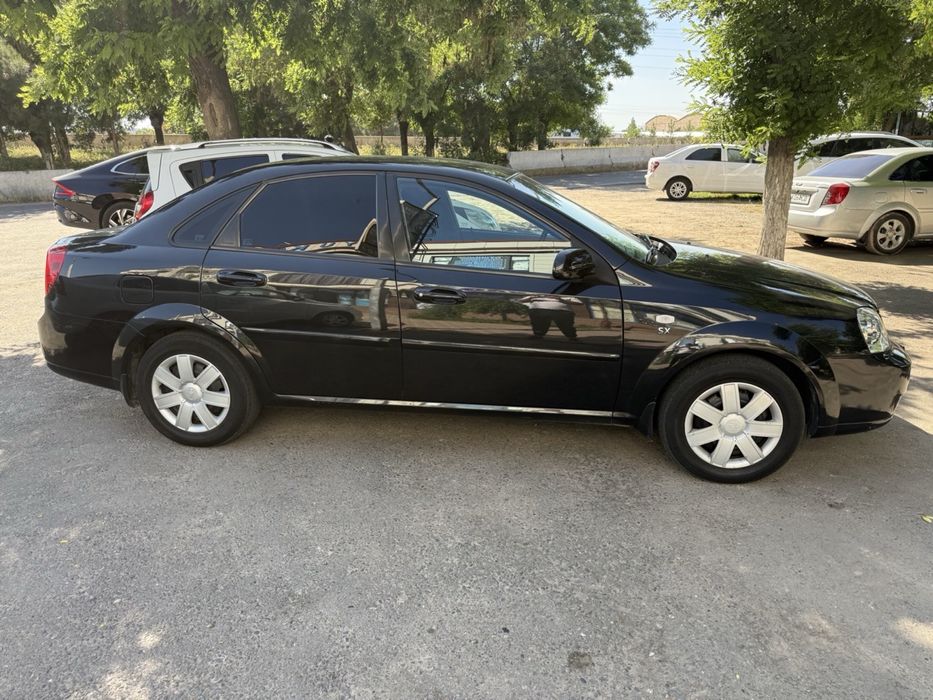 Lacetti 1.8 M/T 2012