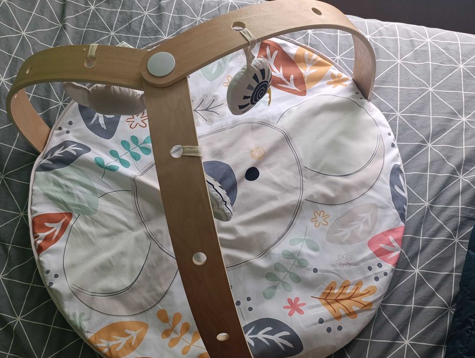 Активна гимнастика и въртележка за легло