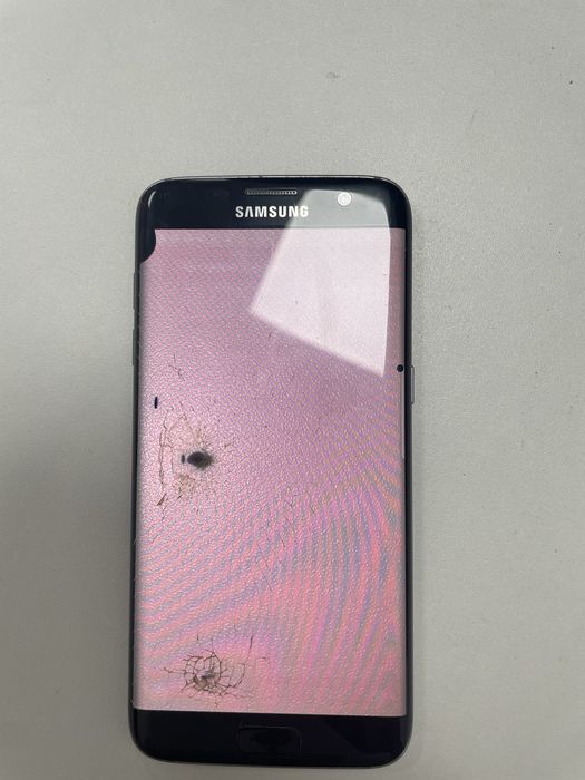 S7 edge рабочий побитый