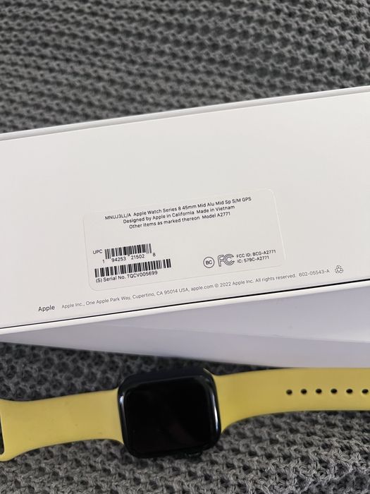 Смартчасы apple