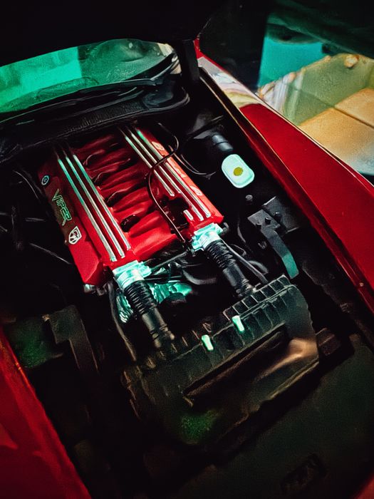 Autoart 1/18 модел Didge Viper SRT10