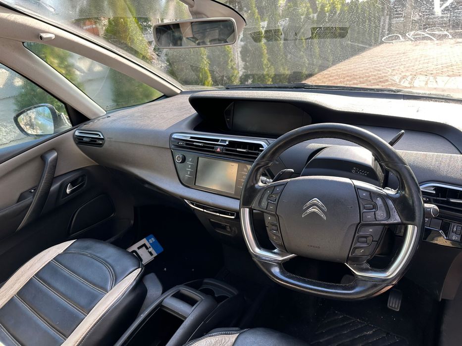 Dezmembrez Citroen C4 Grand Picasso 2016