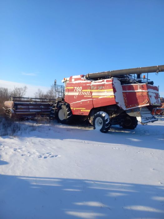 Продам Комбайн Есиль -760