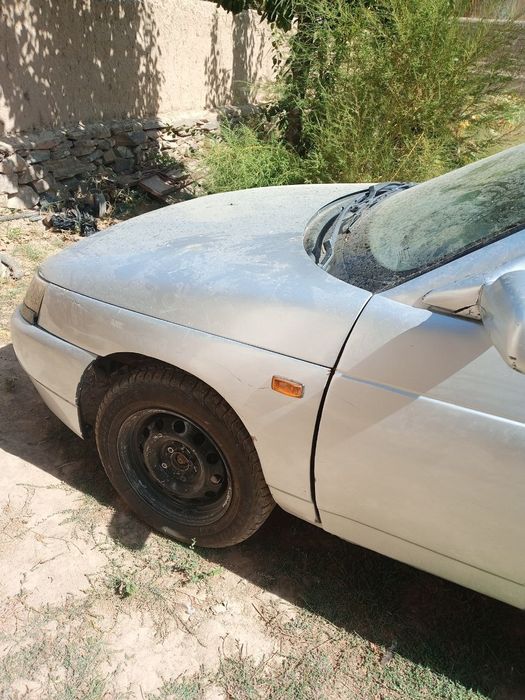 Lada moshinasi sotiladi soz holatda matorlari qilingan