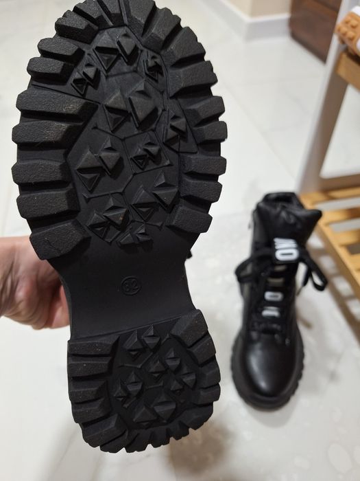 Детски черни боти