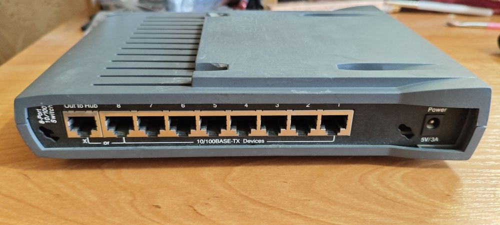 Свитч хаб коммутатор Intel