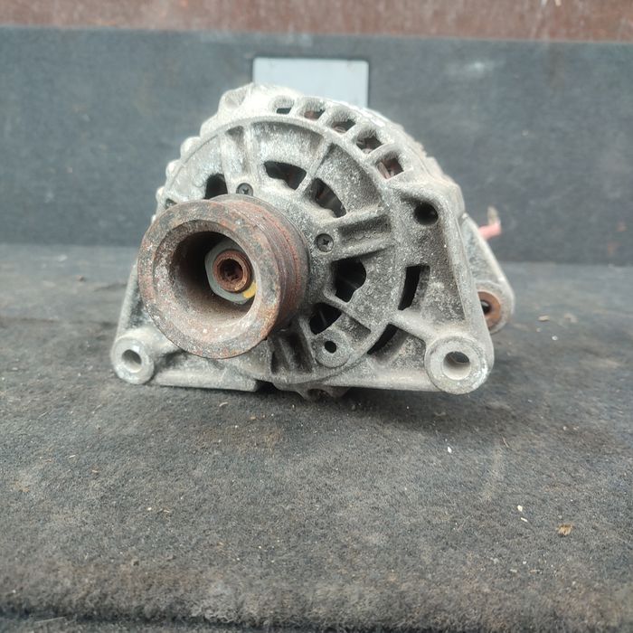 Генератор БМВ е46 мотор м43