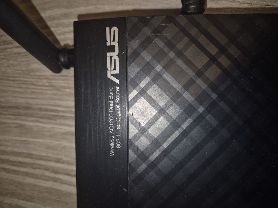 Router Asus AC1200